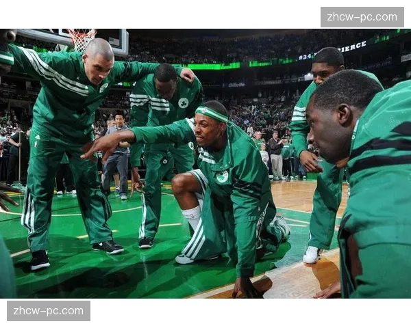 凯尔特人防守端换防弹性 应对76人不同阵容搭配展现战术灵活性